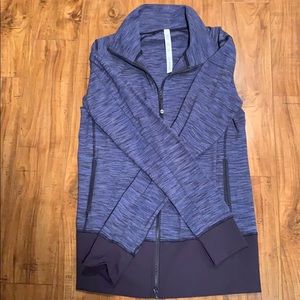 EUC Lululemon Zip Up size 12